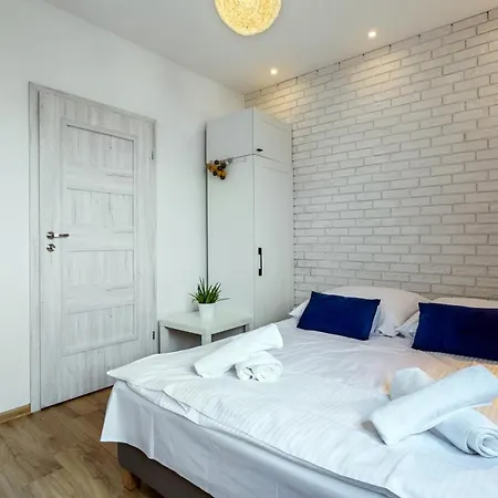 Pilsudskiego 80 - 4 Minuty Do Dworca Glownego Pkp Breslau